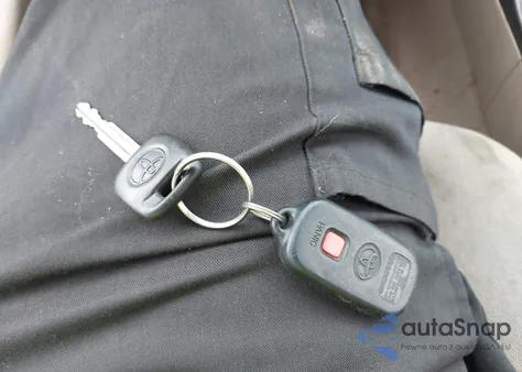 2004 Toyota Camry Le from USA, damaged, VIN 4T1BE32K64U370910